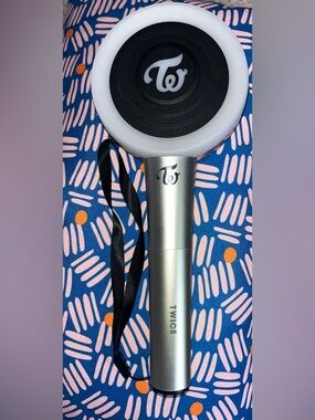 TWICE Official Lightstick (Silver with Black and White) *READ DESCRIPTION*